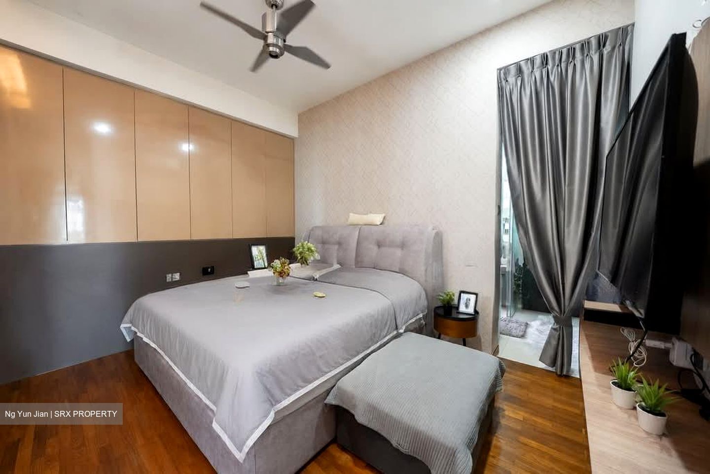 Coastline Residences (D15), Apartment #583429601